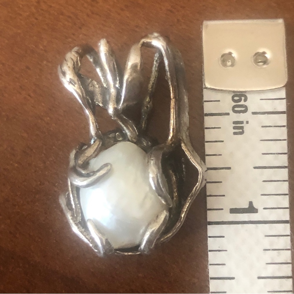 Sterling Silver Pendant with Pearl